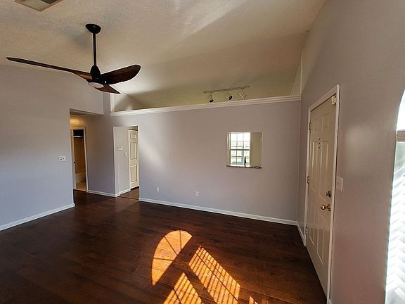 5th image of 2533 Cashel Ct