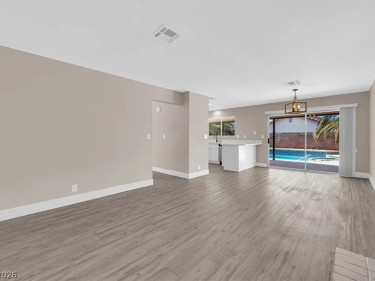 7727 Scoby Ct — Photo 9