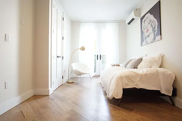 Rented by Lofts and Flats LLC | media 13