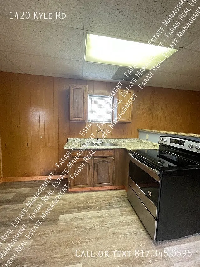 Now Available- 2 bed/1 bath in Midlothian, TX! — Photo 3