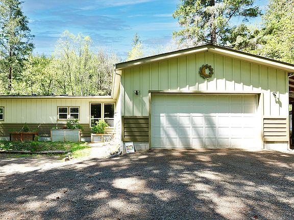 2nd image of 52 Dodes Creek Rd