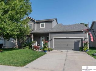 18638 L Cir, Omaha, NE 68135