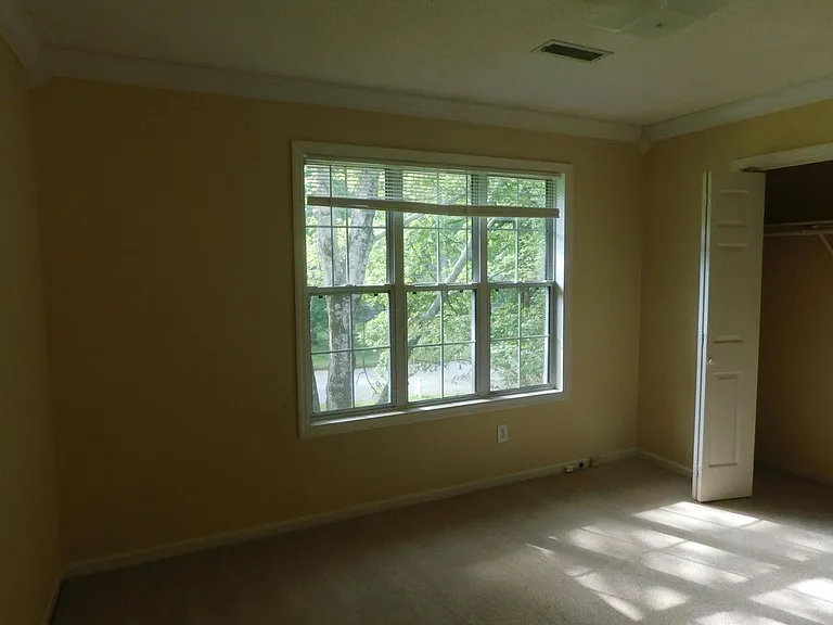 2209 Mourning Dove Ln — Photo 9