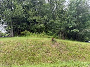 Hillcrest Rd, Wellsville, OH 43968
