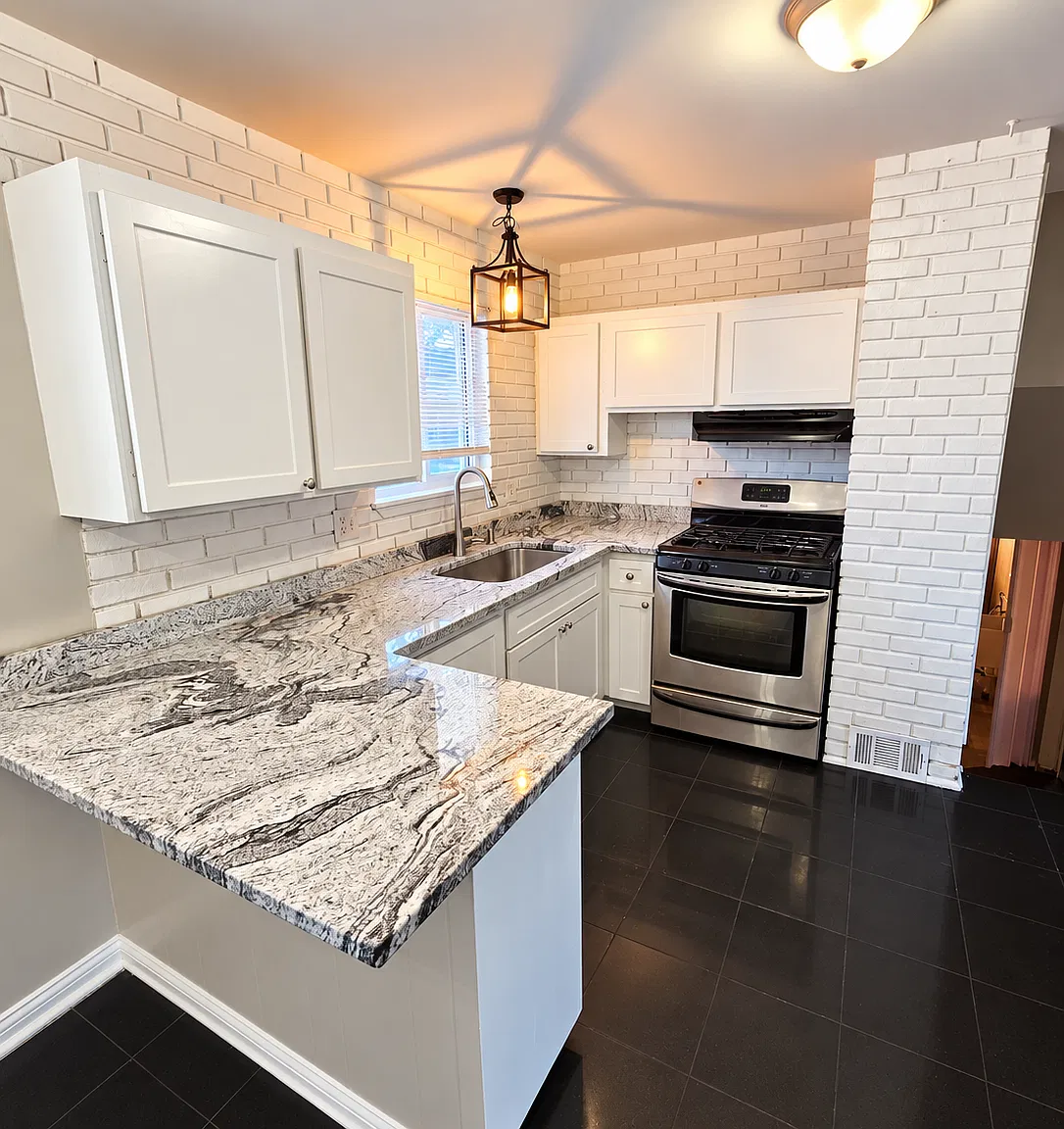 3 bed, 1.5 bath, 1334 sqft, $2,195 — Photo 4