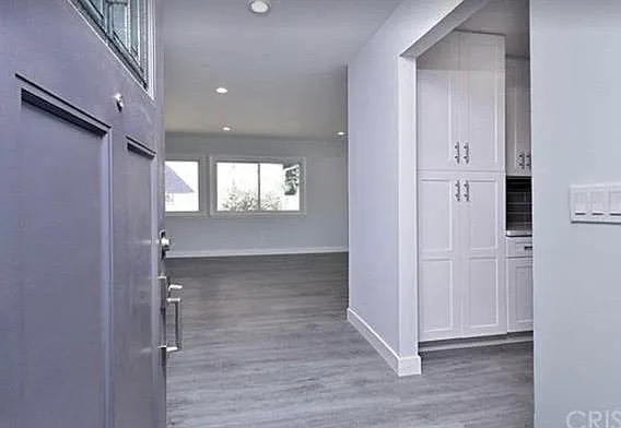 20243 Lassen St — Photo 3
