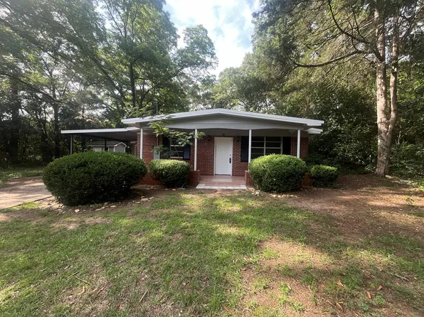 352 Church St, Smithville, GA 31787