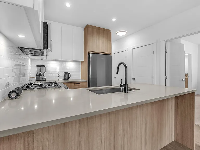 707 Como Lake Ave #212 — Photo 16