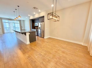 2753 Waverly Dr APT 1003, Los Angeles, CA 90039