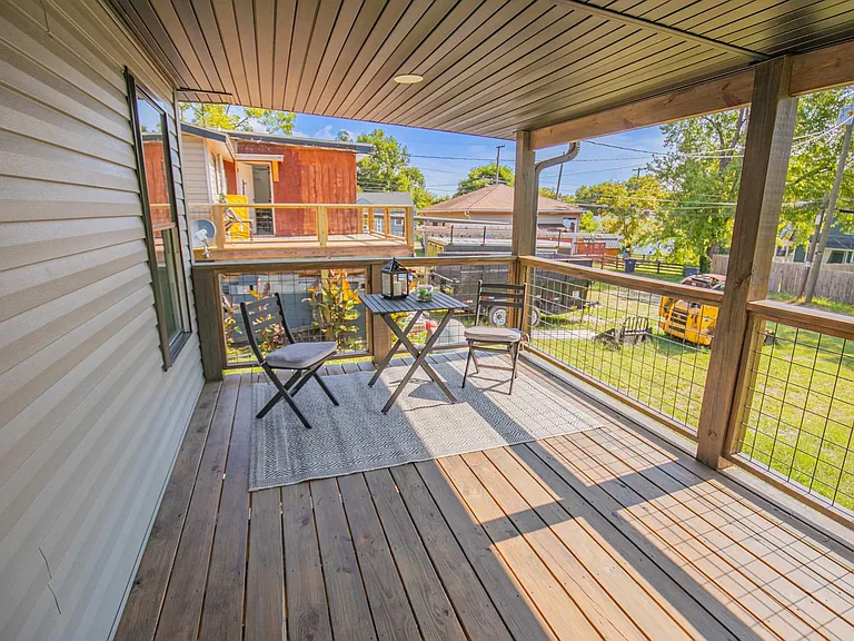 Rear deck