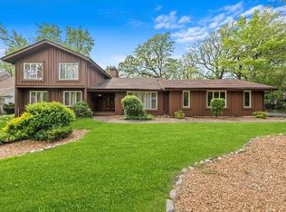 22 Strauss Ln, Olympia Fields, IL 60461