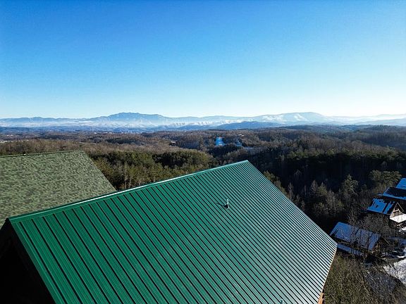 4th image of 1071 Towering Oaks Dr