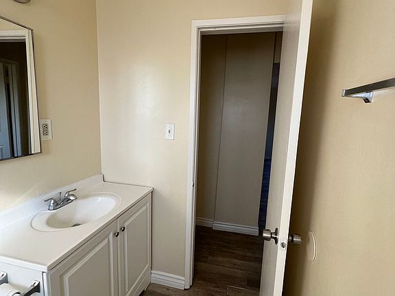 5th image of 500 E 51st St #520