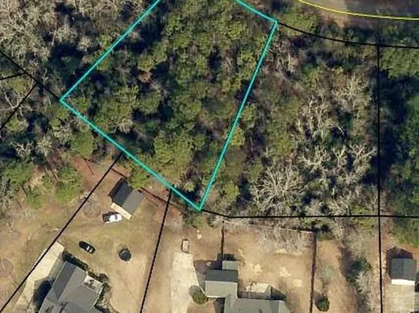 210 Camelia Dr, Sylvania, GA 30467