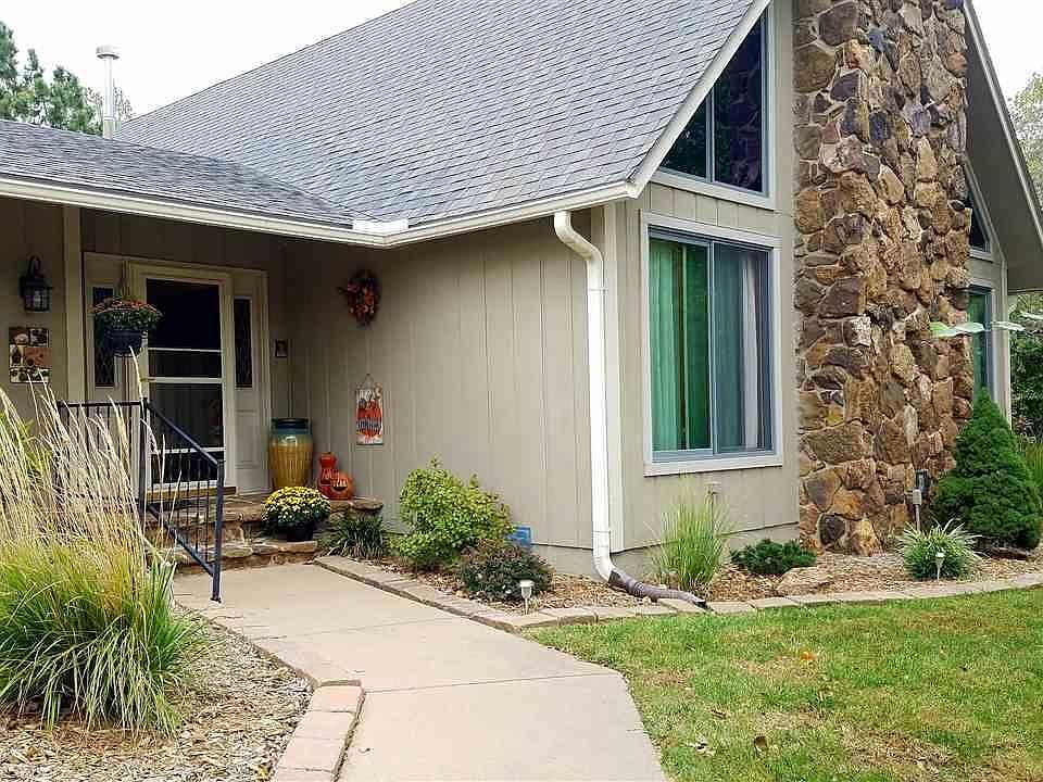 1st image of 3210 N Prairie Hills Dr