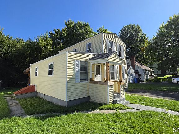 3rd image of 162 Cleveland Avenue