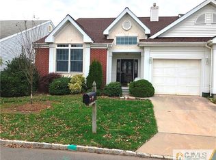 16 Aberdeen Way, Monroe Township, NJ 08831