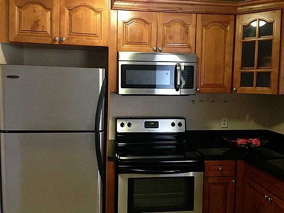 3rd image of 9375 SW 40 Te 107 #107