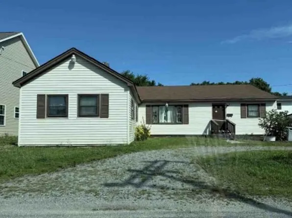 19 Kempton St, Hampton, VA 23669