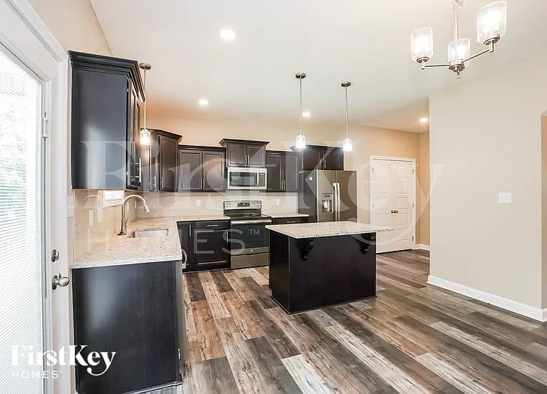 1679 Ellie Piper Cir — Photo 7