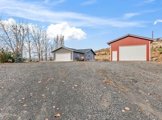 1390 Freimuth Rd, Selah, WA 98942