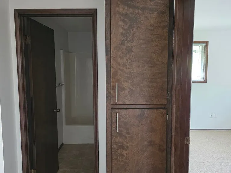 475 SW McFadden Ave — Photo 10