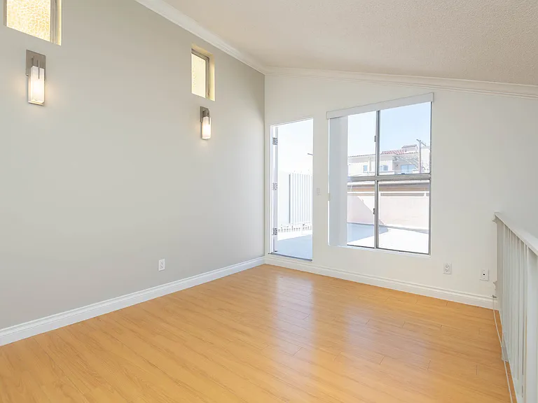 11757 Kiowa Ave #7 — Photo 17