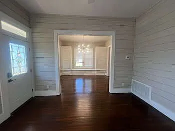 16862 FM 306 — Photo 4
