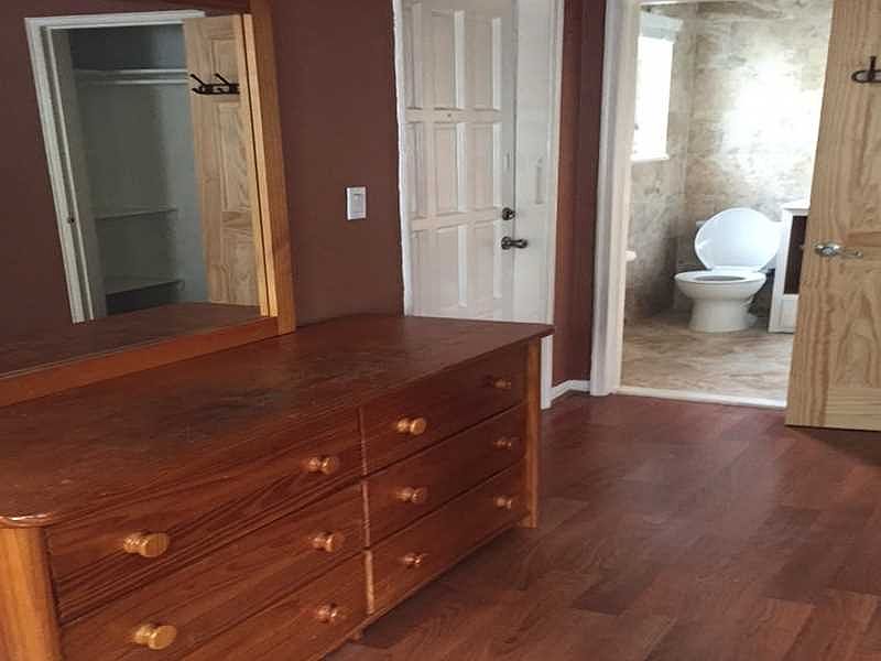 1st image of 4182 Chase Ave APT 6