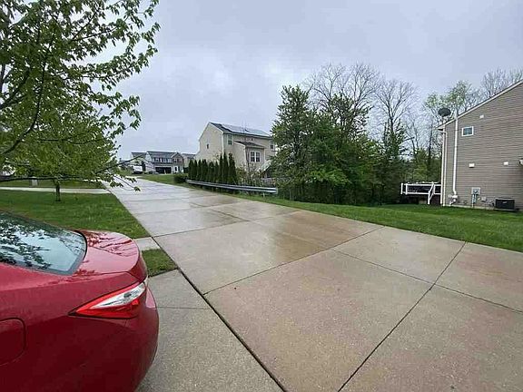 5th image of 4287 Butterfly Cir