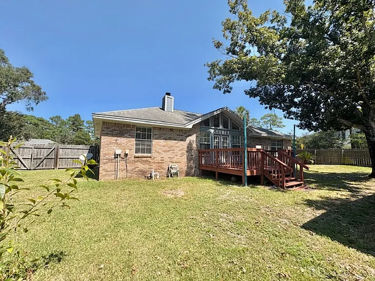 101 Meadow Woods Ln — Photo 27