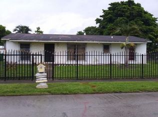 3725 NW 203rd St, Miami Gardens, FL 33055