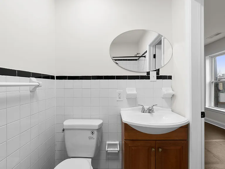 16 S Conkling St #2 — Photo 10