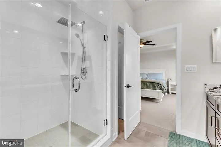 23575 Hopewell Manor Ter — Photo 19
