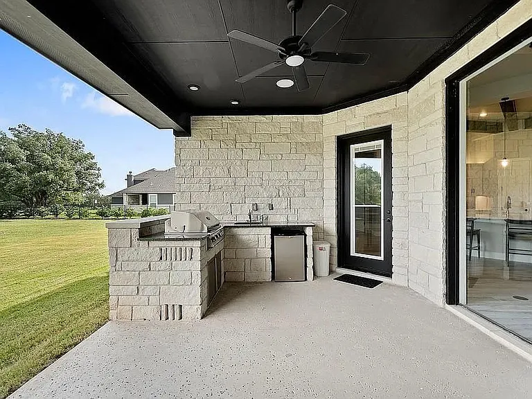 1102 Woodpark Ln — Photo 37
