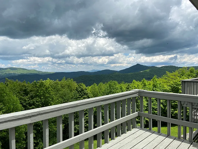 395 Skyleaf Dr #C-20 — Photo 2