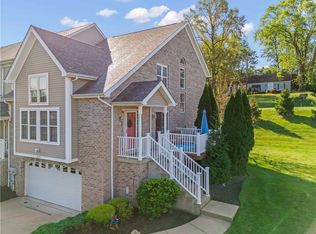 1019 Waterford Ct W, Canonsburg, PA 15317