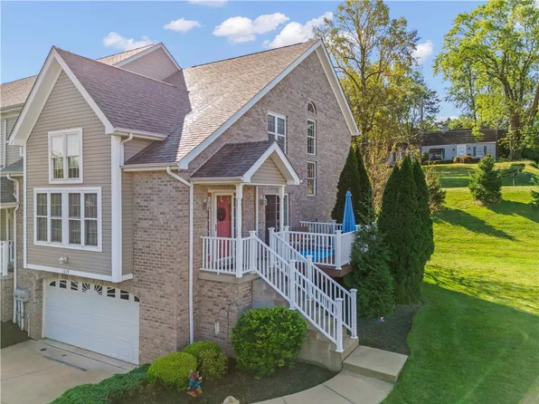 1019 Waterford Ct W, Canonsburg, PA 15317