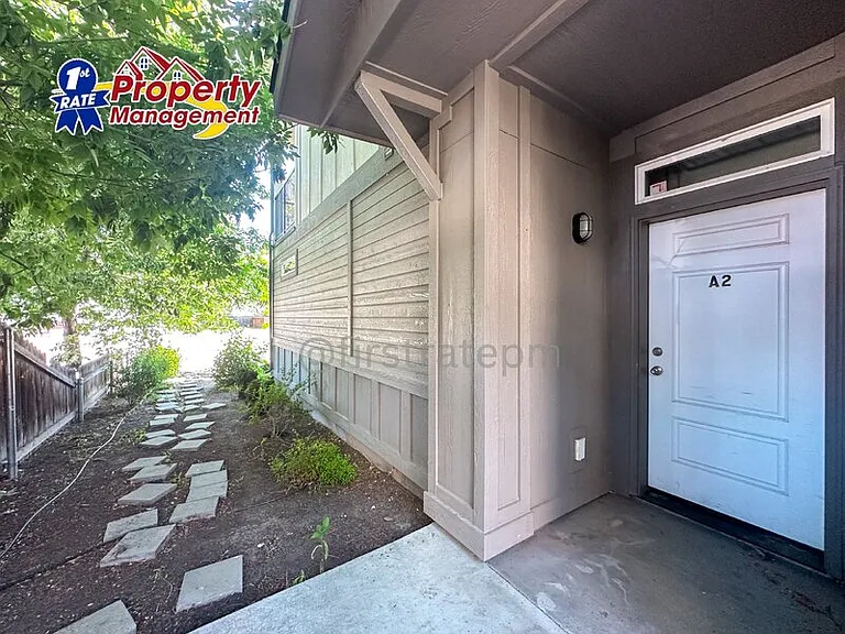 605 W Pine Ave #A2 — Photo 4