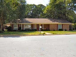 1st image of 1317 Woodway Dr