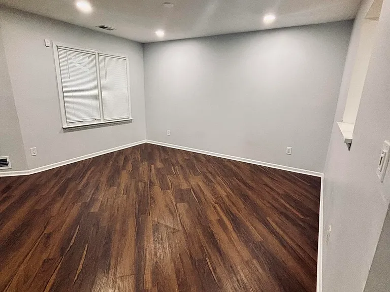1 Upperbrook Ct — Photo 15
