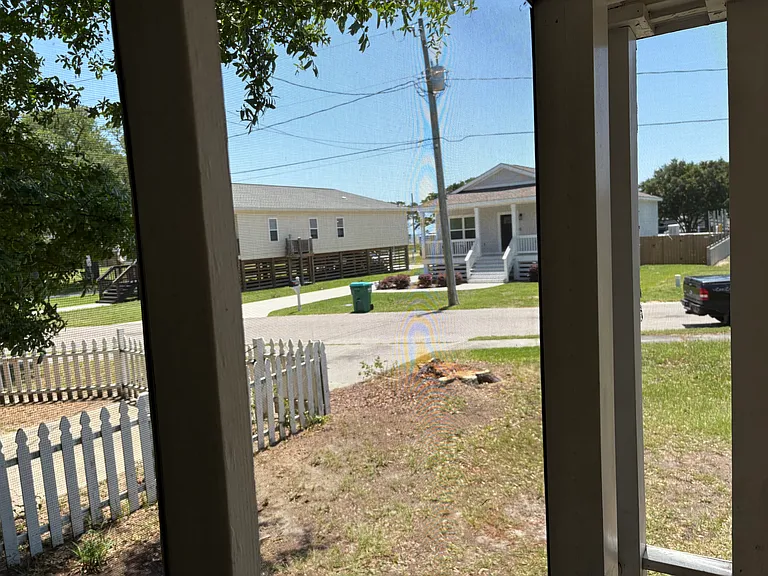 4214 Central St — Photo 22
