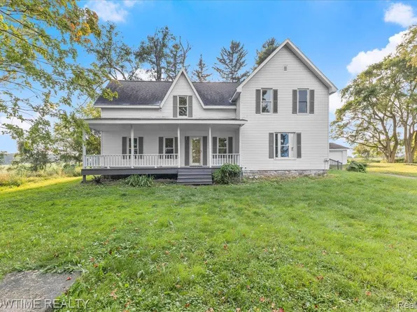 1865 N Blacks Corners Rd, Imlay City, MI 48444