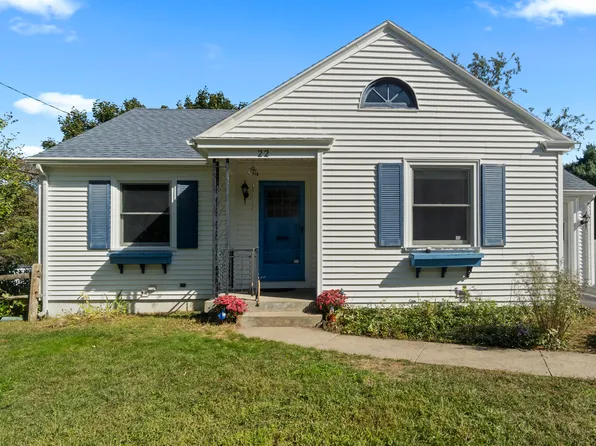 22 Mayflower Avenue, Stonington, CT 06379