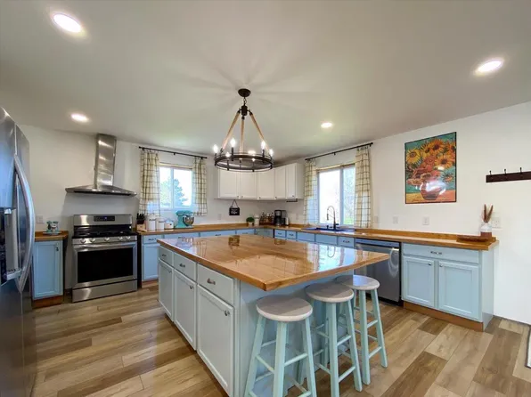 S2492 Coon Bluff Road, Reedsburg, WI 53959