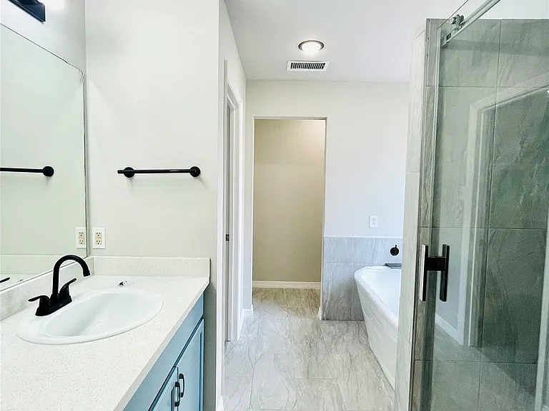1719 Park Forest Dr — Photo 19