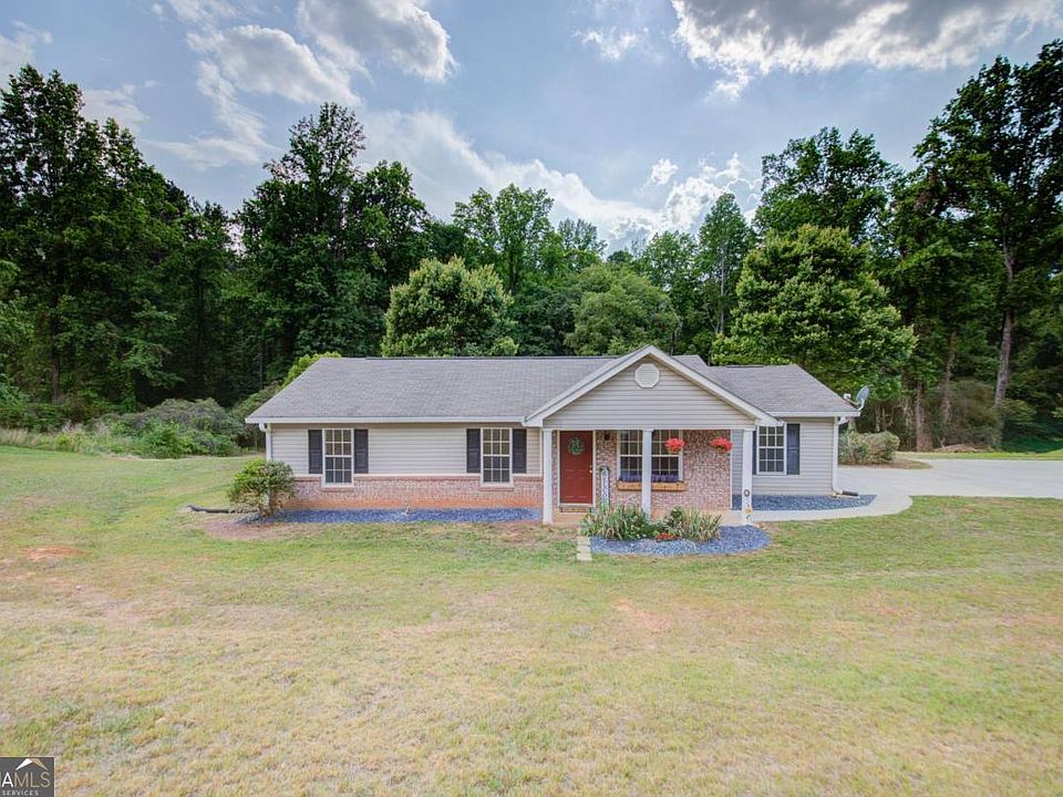1st image of 2968 Sky Lake Cir
