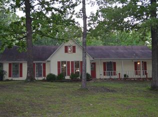 133 Ambrose Ln, Florence, MS 39073