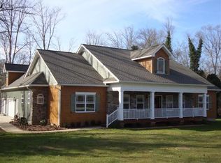 1631 Paradise Park Rd, Cornelia, GA 30531