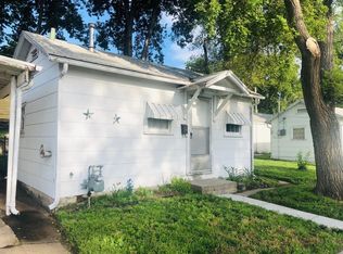 904 N Franklin St, Junction City, KS 66441